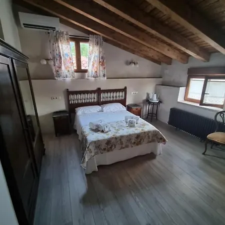 D' Anta Casa De La Luz Piedralaves